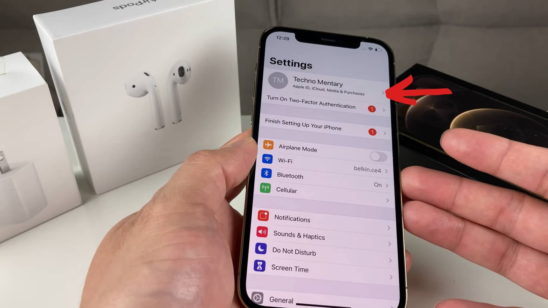 Thoát iCloud trên thiết bị Apple để làm gì?